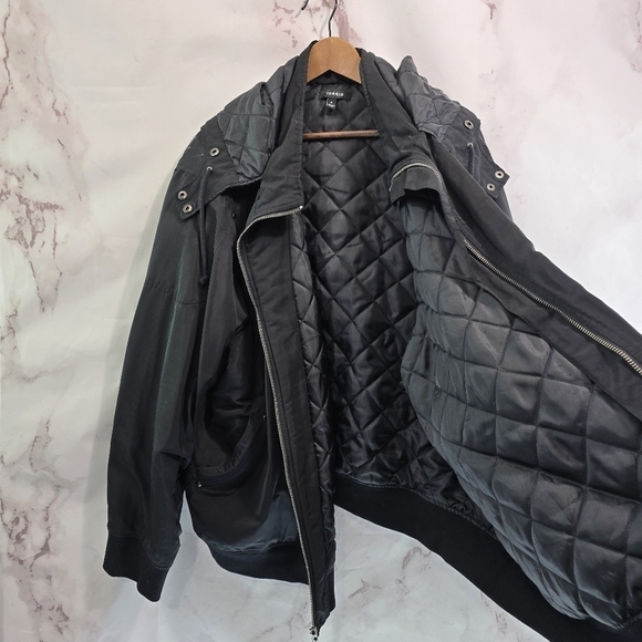 Torrid Jacket Womens 6 6X Black Coat Hooded Bomber Shell Quilted Synthetic - Picture 12 of 15
